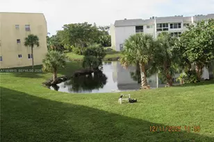 8285 Sunrise Lakes Blvd, Sunrise, FL 33322 - Photo 8