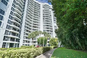 3600 Mystic Pointe Dr, Aventura, FL 33180 - Photo 52