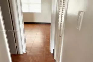 301 NW 177th St, Miami Gardens, FL 33169 - Photo 4