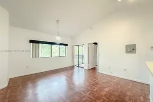 2550 SW 18th Terrace, Fort Lauderdale, FL 33315 - Photo 2