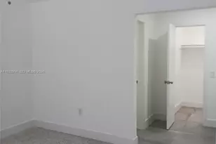 9228 SW 37th St, Miami, FL 33165 - Photo 16