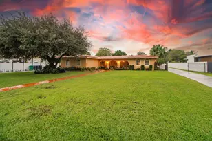 50 SW 130th Ave, Miami, FL 33184 - Photo 12