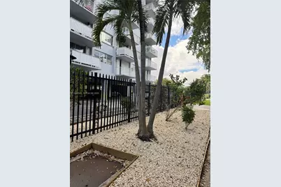 1470 NE 125th Ter #205, North Miami, FL 33161 - Photo 12