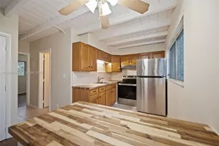 766 NW 42nd St, Oakland Park, FL 33309 - Photo 12