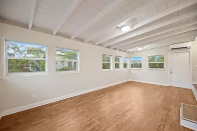 766 NW 42nd St #c, Oakland Park, FL 33309 - Photo 8