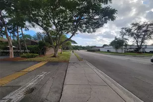 11375 SW 112th Cir Ln S, Miami, FL 33176 - Photo 54