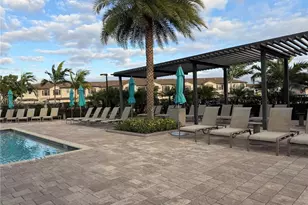 10491 W 34th Ct, Hialeah, FL 33018 - Photo 36