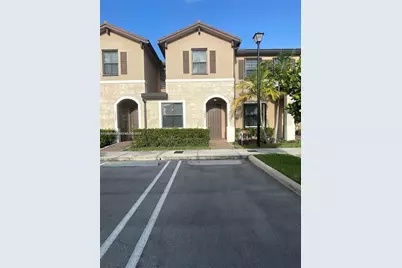 10491 W 34th Ct, Hialeah, FL 33018 - Photo 22