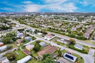 1910 NW 72nd St, Miami, FL 33147 - Photo 38