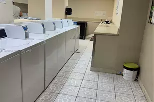 1805 Sans Souci Blvd, North Miami, FL 33181 - Photo 18