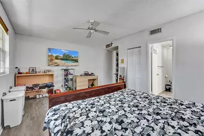 3592 NW 83rd Ln, Sunrise, FL 33351 - Photo 18