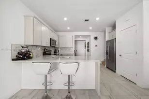 17042 SW 1st St, Pembroke Pines, FL 33027 - Photo 20