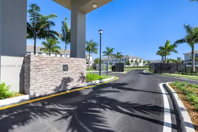 17042 SW 1st St, Pembroke Pines, FL 33027 - Photo 46