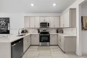 17042 SW 1st St, Pembroke Pines, FL 33027 - Photo 16
