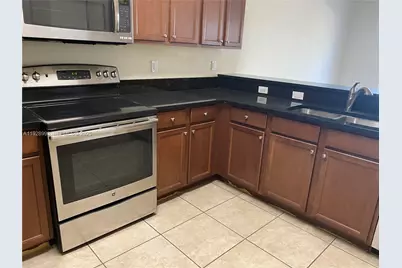 8800 NW 97th Ave #206, Doral, FL 33178 - Photo 6