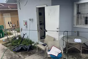 3821 SW 13th Ct, Fort Lauderdale, FL 33312 - Photo 6