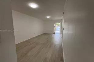 1301 SE 28th Ln, Homestead, FL 33035 - Photo 12