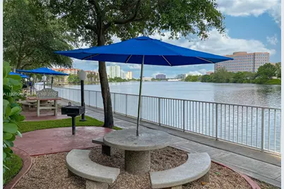5091 NW 7th St #1001, Miami, FL 33126 - Photo 16