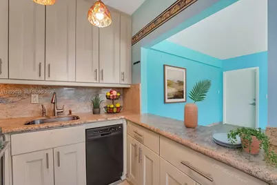 1801 S Surf Rd #2A, Hollywood, FL 33019 - Photo 6