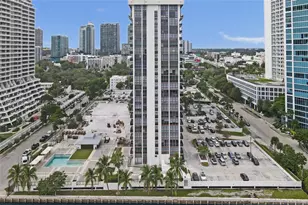 600 NE 36th St, Miami, FL 33137 - Photo 16