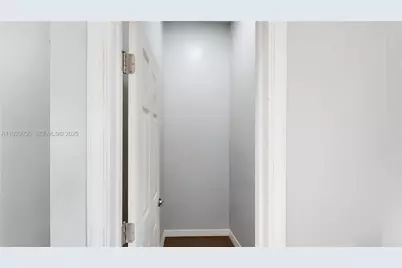 2835 Fairways Dr, Homestead, FL 33035 - Photo 32