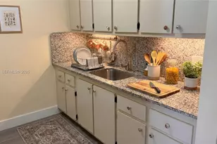 200 SW 132nd Way, Pembroke Pines, FL 33027 - Photo 10