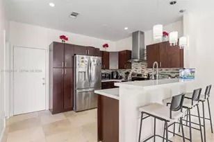 574 NW 159th Ave, Pembroke Pines, FL 33028 - Photo 8