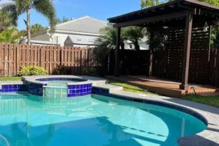 574 NW 159th Ave, Pembroke Pines, FL 33028 - Photo 6