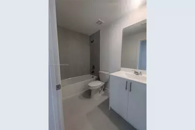 5180 SW 37th St #5180, Pembroke Park, FL 33023 - Photo 24
