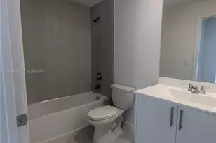 5180 SW 37th St, Pembroke Park, FL 33023 - Photo 24