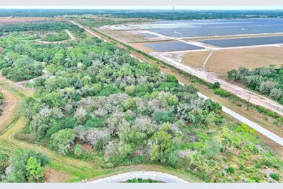 173 Carousel Ave, Labelle, FL 33935 - Photo 14