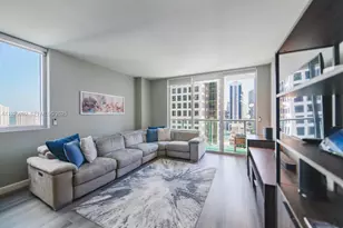 55 SE 6th St, Miami, FL 33131 - Photo 1