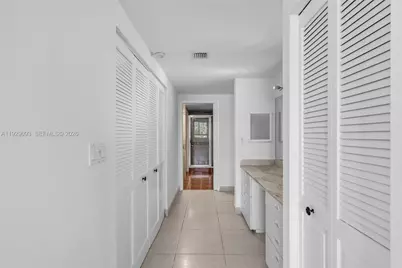 121 Crandon Bl #248, Key Biscayne, FL 33149 - Photo 18
