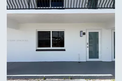 2700 Evans Ave #5, Fort Myers, FL 33901 - Photo 4