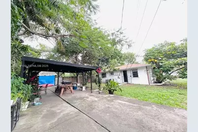 800 NW 29th Ter, Miami, FL 33127 - Photo 2