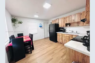 800 NW 29th Ter, Miami, FL 33127 - Photo 16