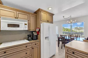 314 Grantham A, Deerfield Beach, FL 33442 - Photo 8