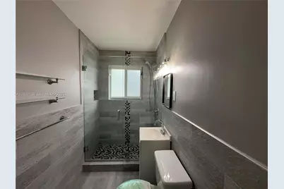 19401 NE 1st Ave, Miami, FL 33179 - Photo 10