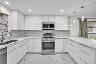 500 S Luna Ct, Hollywood, FL 33021 - Photo 6