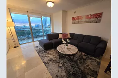 90 SW 3rd St #1110, Miami, FL 33130 - Photo 10