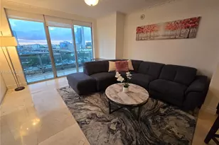 90 SW 3rd St, Miami, FL 33130 - Photo 10