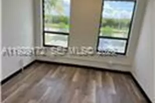 2001 N Dixie Hwy, Pompano Beach, FL 33060 - Photo 2