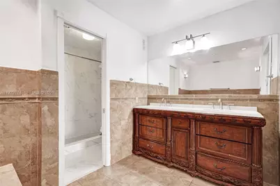 1051 NE 204th Ln, Miami, FL 33179 - Photo 26