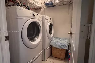 15064 SW 8th Ln, Miami, FL 33194 - Photo 10