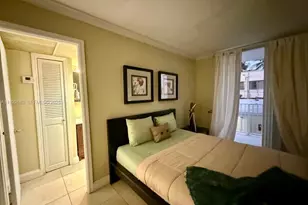 910 Michigan Ave, Miami Beach, FL 33139 - Photo 8