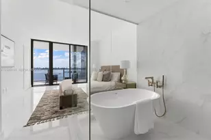 700 NE 24th St, Miami, FL 33137 - Photo 8