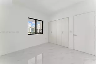 700 NE 24th St, Miami, FL 33137 - Photo 14