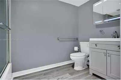 4332 Collins Ave #201, Miami Beach, FL 33140 - Photo 18