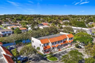 9521 NW 42nd St, Sunrise, FL 33351 - Photo 40