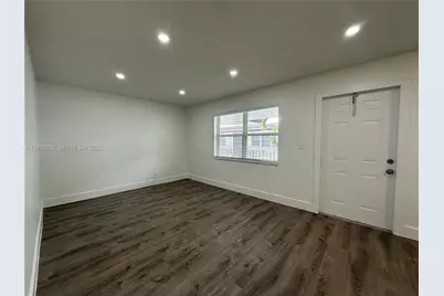 2500 Johnson St #14, Hollywood, FL 33020 - Photo 8